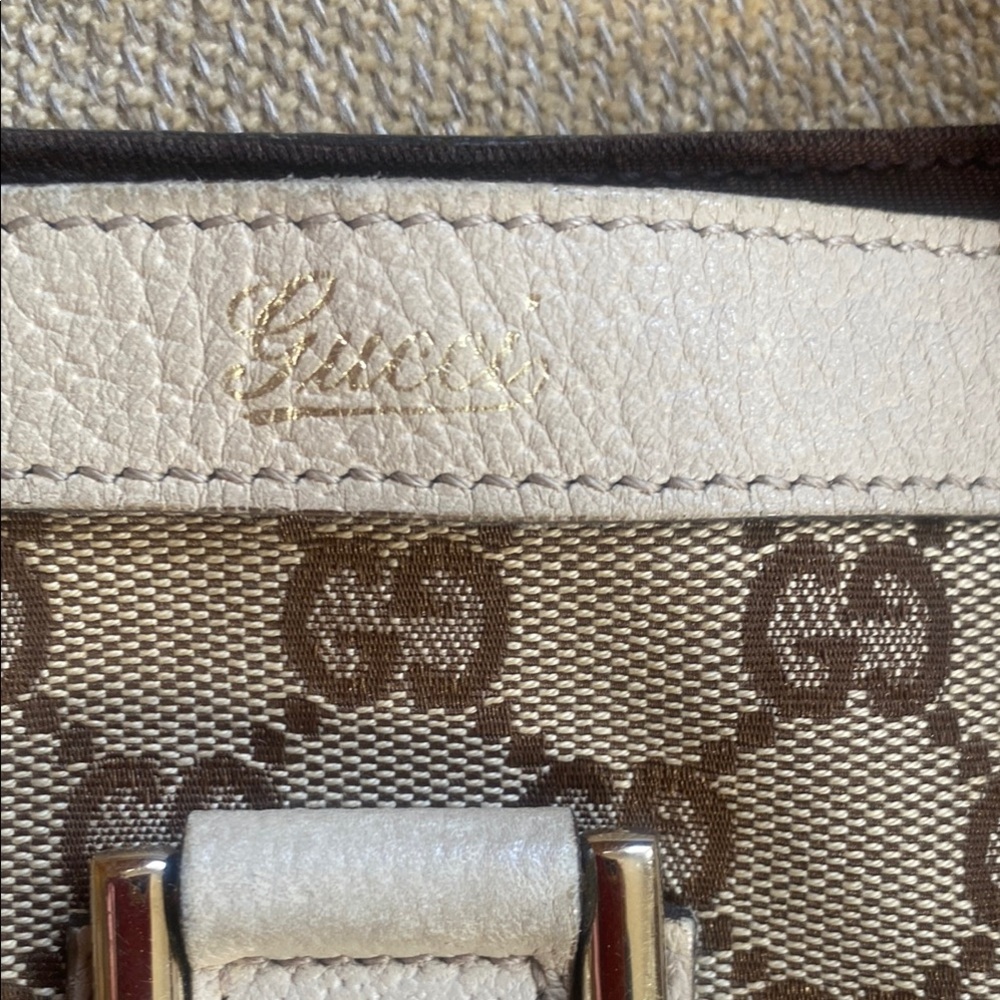 Gucci Cream and Brown Monogram Tote Bag - Picture 7 of 10
